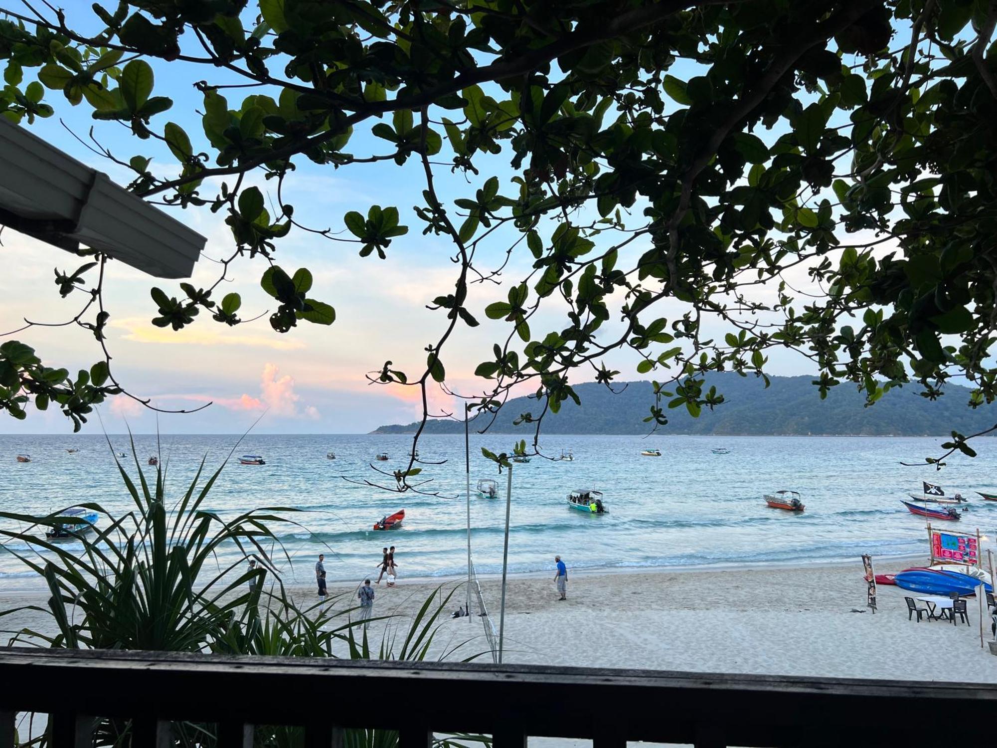 Ohlala Guesthouse Islas Perhentian Exterior foto